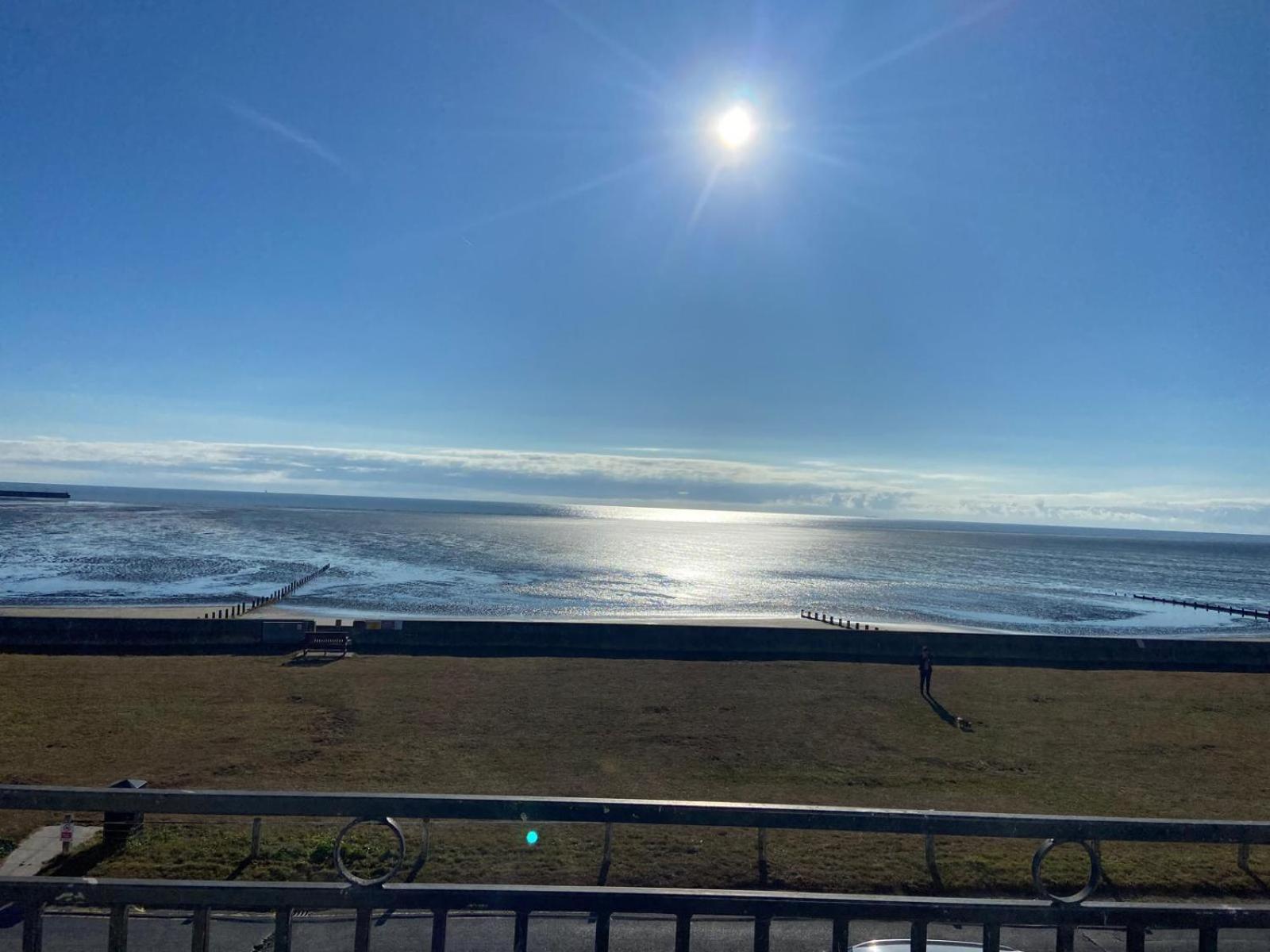 Stunning 2 Bed Apartment With Sea Views Littlestone-on-Sea Kültér fotó